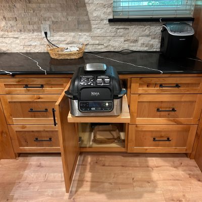 Dissapearing mixer stand